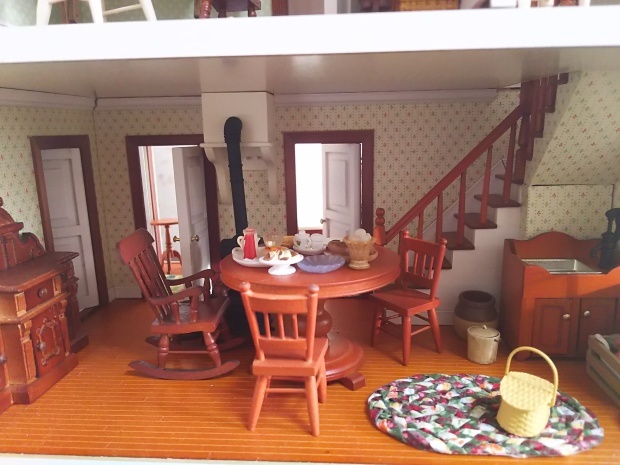 タイムセール!】 アキアカネ グリーンゲーブルズ調ドールハウス 棚