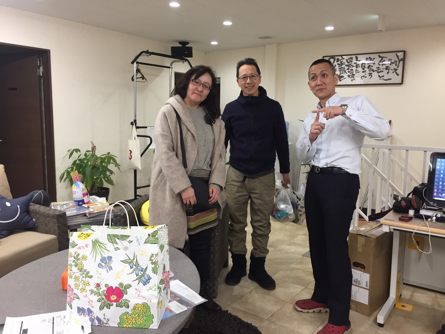 3.11 トミーモータース本店ブログ☆S様ステップワゴン納車!S様ヴェルファイア納車♪ランクル、アルファード、ハイエース_b0127002_19205401.jpg