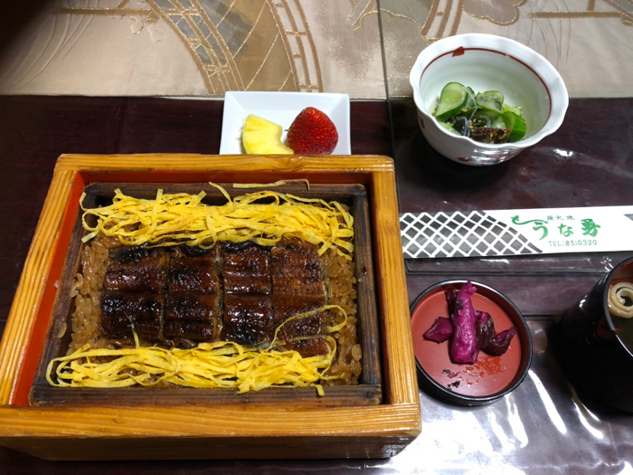 3年前までのいつも飲んでた、バーの雰囲気。再現ドラマに紛れ込んだのかと思ってしまう。_d0057843_15085044.jpg
