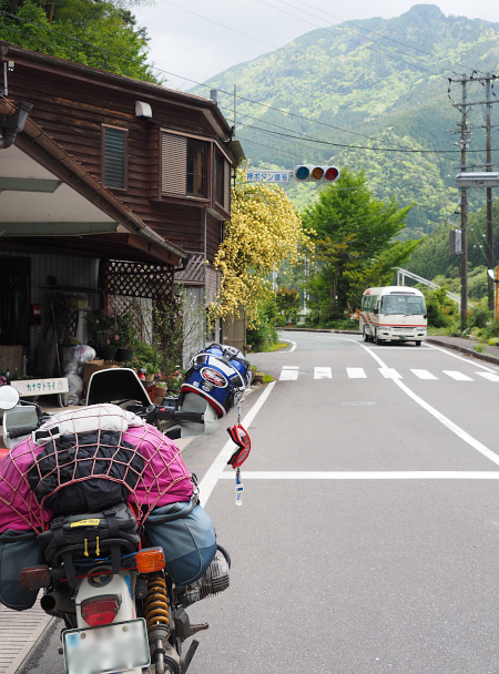 四国・岬巡りの旅３８（早明浦ダム）_f0180607_16275947.jpg