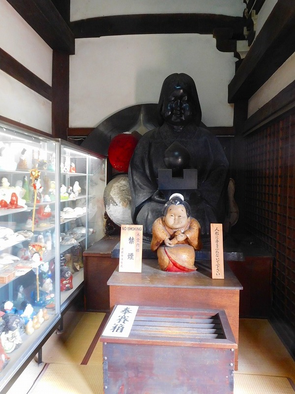 おかめ塚の由来 千本釈迦堂 ヒストリカル シェア 京都中心の四季 歴史 祭