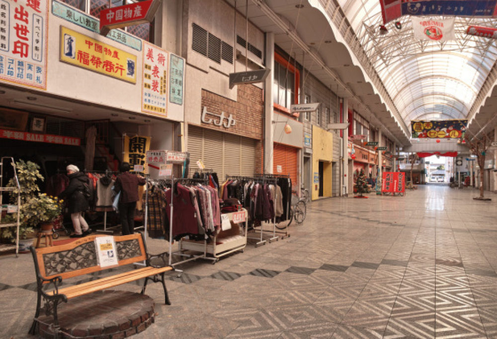 愛媛県今治市「本町1丁目商店街」_a0096313_11592066.jpg