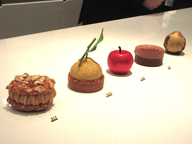 ラ・パティスリー・デュ・ムーリス・パー・セドリック・グロレ（パリ１区）La Patisserie du Meurice par Cedric Grolet Paris 1er_d0347869_22142233.jpg