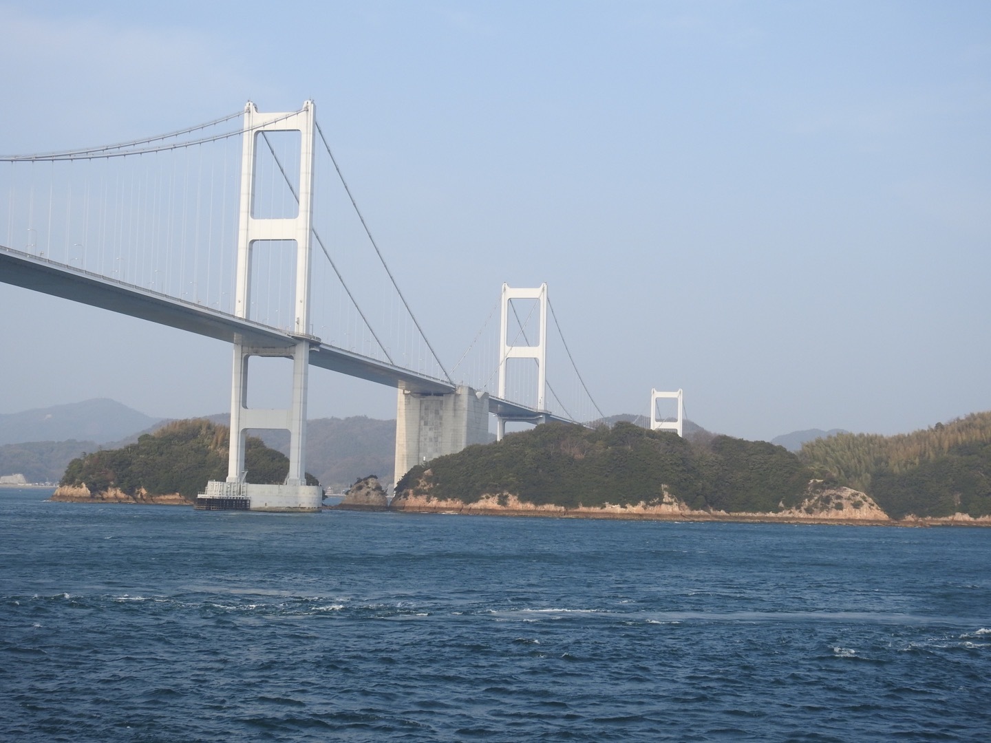 瀬戸内海クルーズ-12  再び橋  「来島海峡大橋」_f0268294_20280870.jpeg