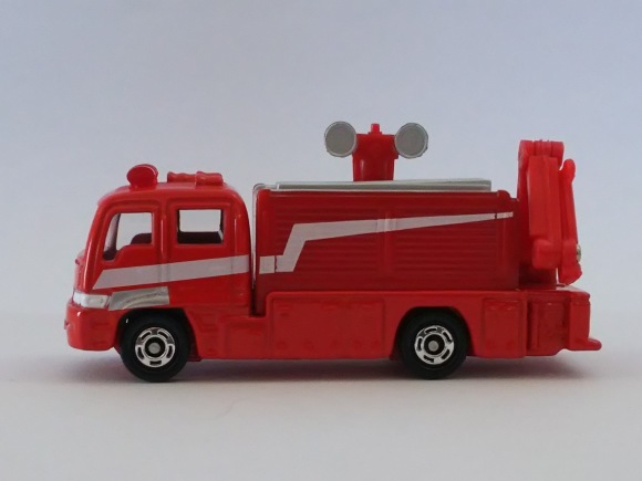 タカラトミー・トミカNo.74 災害対策用救助車Ⅲ型 : 燃やせない