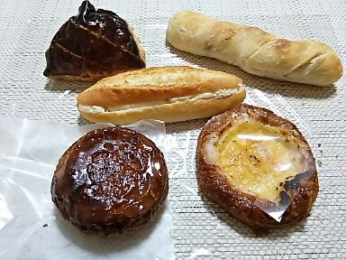 f0303594_22345630.jpg