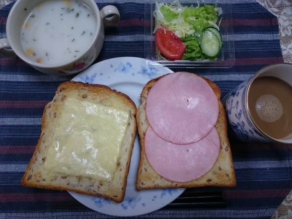 3/20 フジパン ライ麦食パン・トースト with サラダ、コーヒー、ポタージュスープ@自宅_b0042308_10082254.jpg