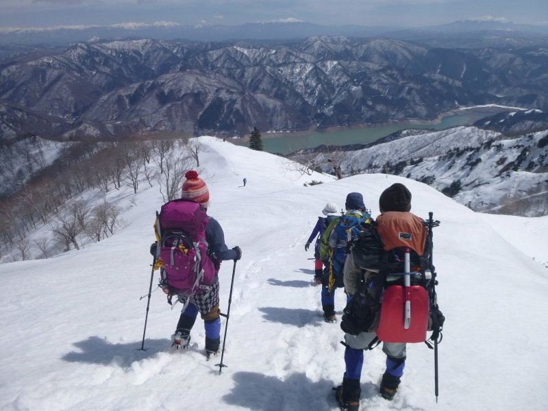 雪山登山　日照岳 (1,751.3M)   下山 編_d0170615_19262027.jpg