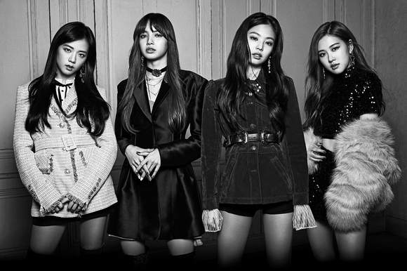 BLACKPINK、人気アパレル8ブランドとのコラボアイテム発売決定！「東京ガールズコレクション 2018 S/S」で初披露_d0257568_23530200.jpg