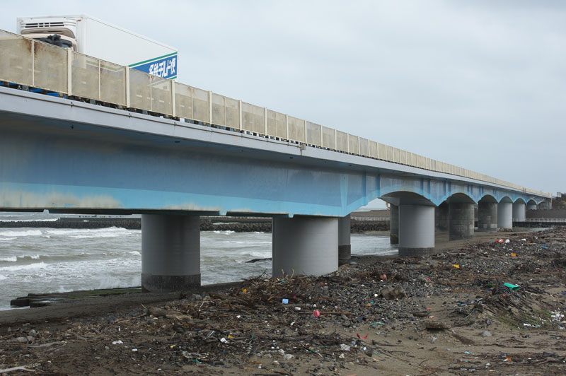 d0342652_1333752.jpg