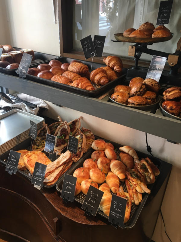 ウズナオムオム駒込でパンケーキ Chamonix シャモニー のパン Life Is Delicious