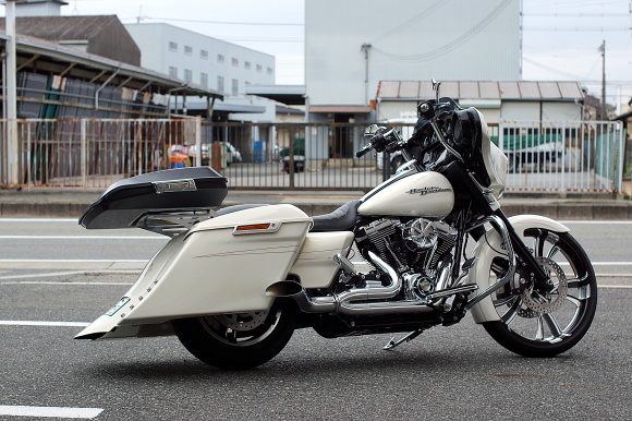 FLHX ハンドル交換 : custom factory noys blog FLHX ハンドル交換 : custom factory noys blog