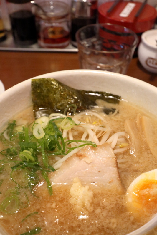 らーめん食堂 あぐら家_a0077663_07141442.jpg