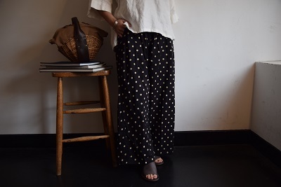 BEG or BLK ドット 。_b0110582_16590300.jpg