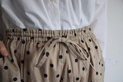 BEG or BLK ドット 。_b0110582_17001410.jpg