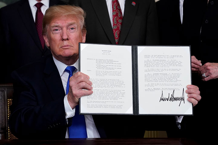 トランプ大統領日本へ宣戦布告！？：いつまでも森友を終わらせられない安倍政権に三行半！？_a0348309_1298100.jpg