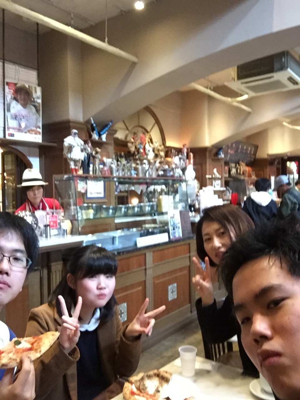思い出作りに、カワウソカフェへ・・・_d0127925_11040383.jpg