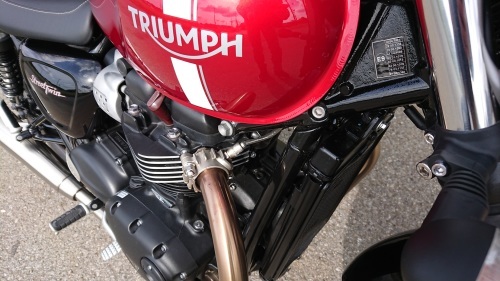 ワガママ試乗⑨　Triumph Street Twin_d0147789_21000095.jpg