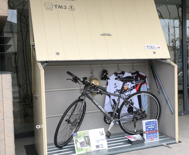 おっと！かっこいいサイクルガレージ : 東京ガーデニングスタイル ...