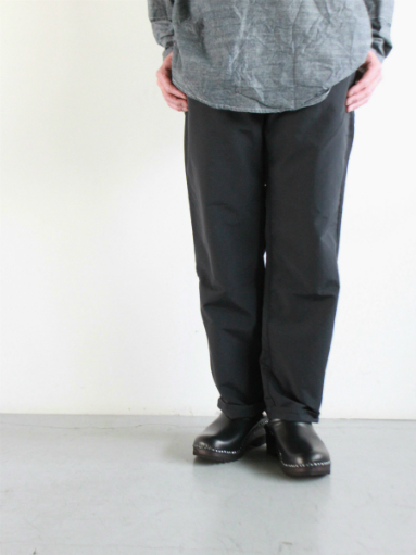NECESSARY or UNNECESSARY (N.O.UN.)　SPINDLE PANTS ‘RIP’ / BLACK_b0139281_1331016.jpg