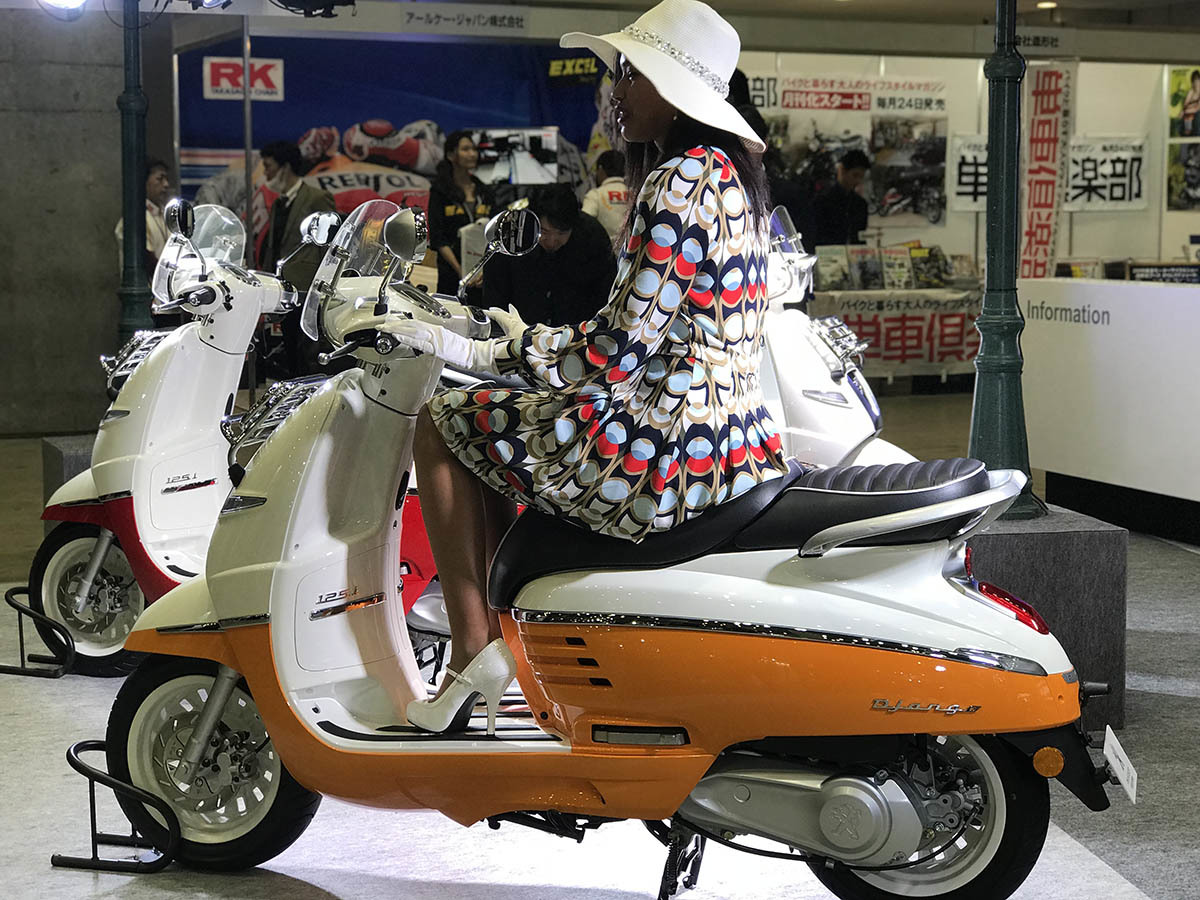 東京モーターサイクルショー2018 その3 スクーター編 : La nuova vespa?