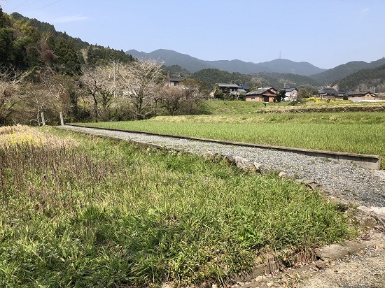 f0364707_11223842.jpg