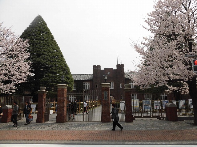 「人口減少社会の地域経営」、「子どもの貧困」 サクラが満開の東京で2日間の研修_f0141310_07495899.jpg