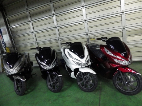 PCX125 4月6日発売_e0185939_11351287.jpg