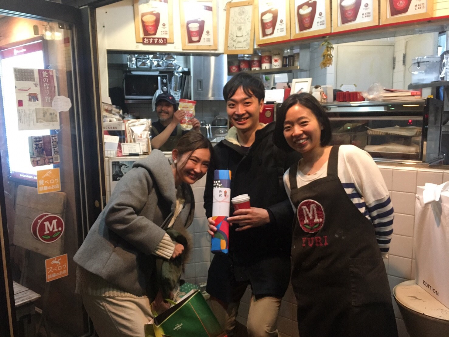 「小川さん婚約おめでとう」_a0075684_2343871.jpg