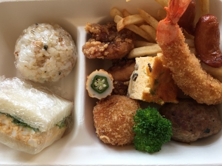 お弁当、オードブル、パーティー、大活躍なサチ子_c0128487_17341161.jpeg