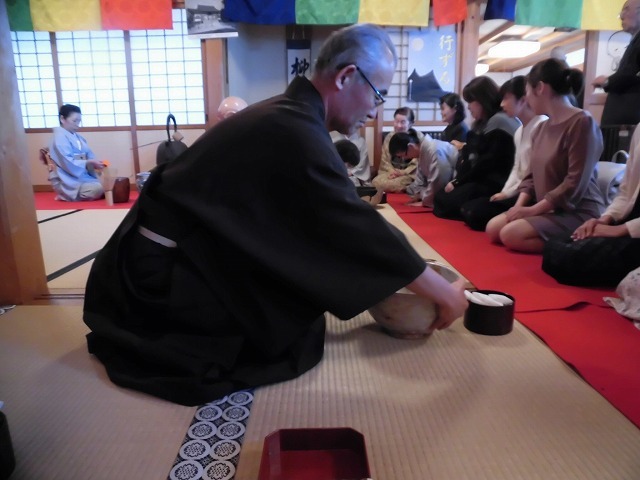 14年ぶりの復活! 開運幸福招来の茶儀 福応寺(今泉)の如嶽祭で「大福茶」(おおぶくちゃ)_f0141310_08015358.jpg