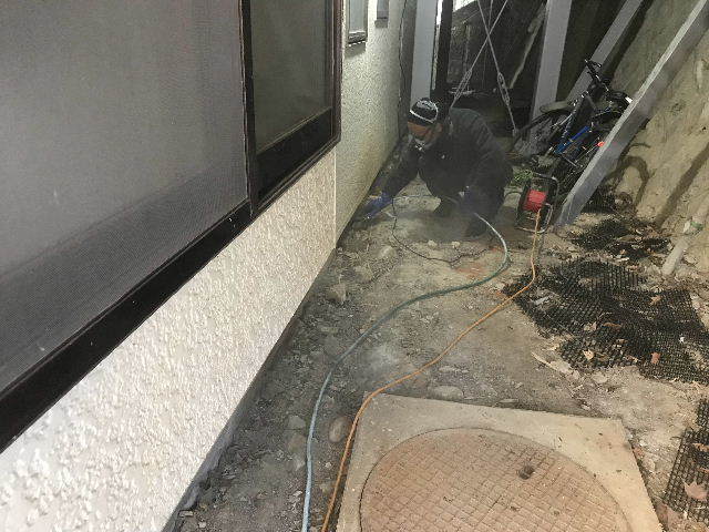 シロアリ予防と建デポと・・・_f0031037_20151984.jpg
