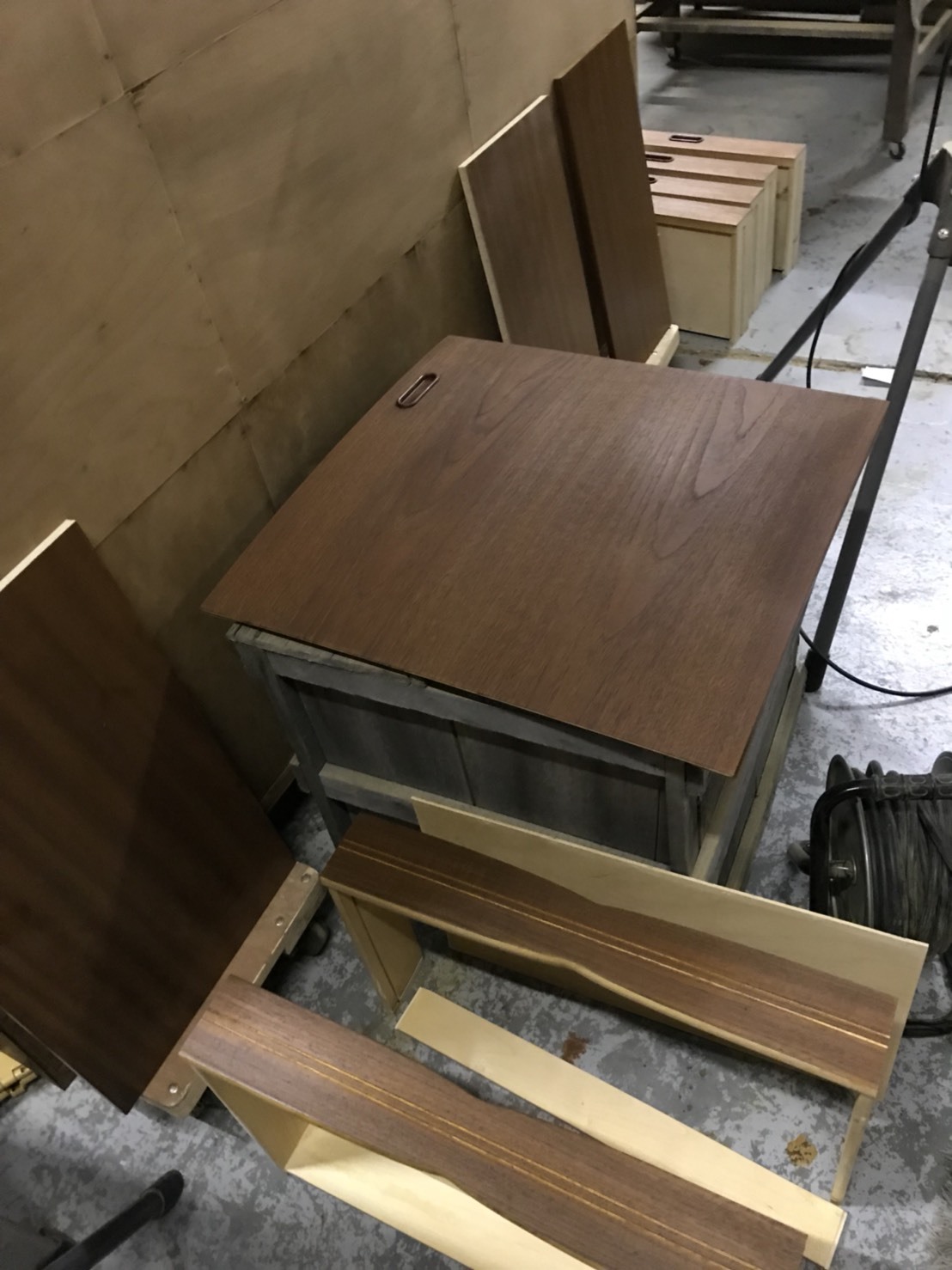 【北欧ヴィンテージ家具】ただいまどっさりメンテナンス中_f0326751_12311048.jpg