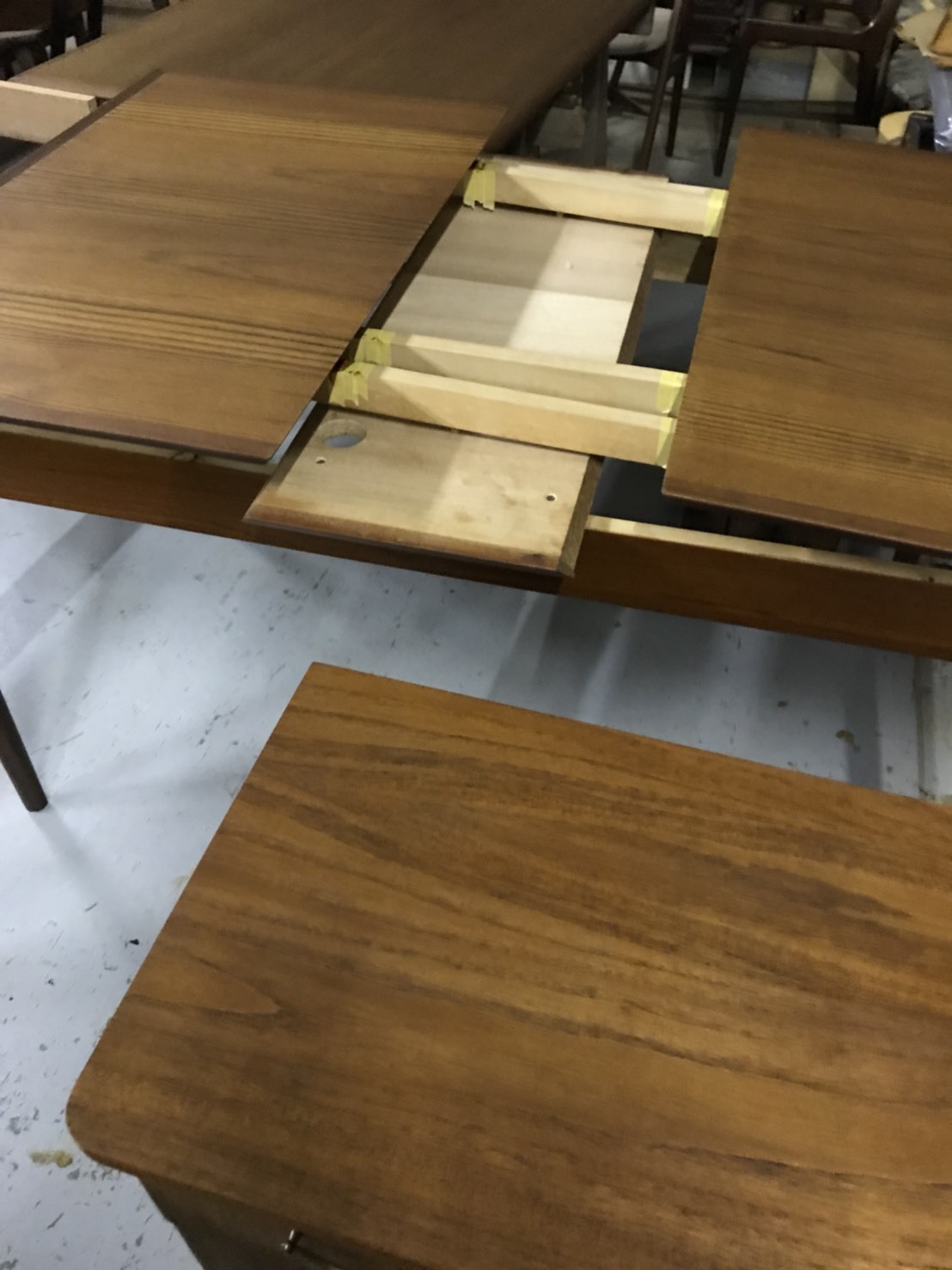 【北欧ヴィンテージ家具】ただいまどっさりメンテナンス中_f0326751_12320998.jpg