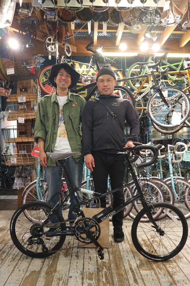 3月30日　渋谷　原宿　の自転車屋　FLAME bike前です_e0188759_19014861.jpg