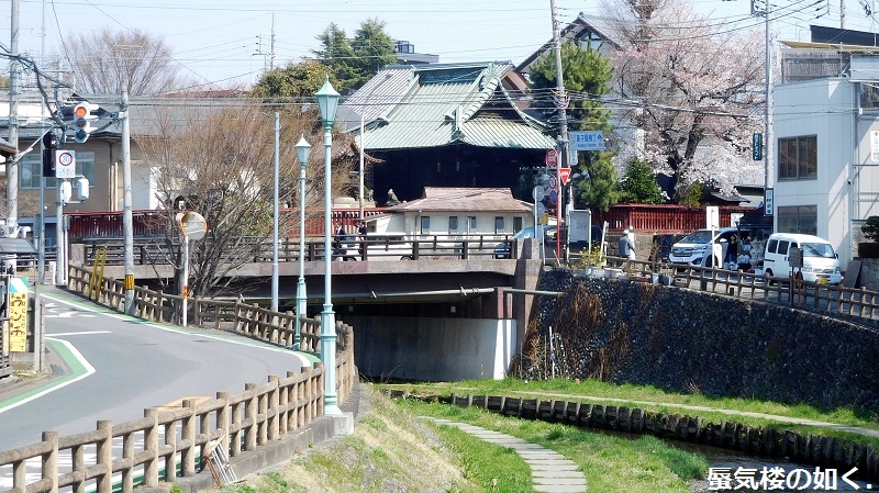 「月がきれい」舞台探訪016 桜の季節に新河岸川氷川橋から起点の碑までを巡って(H300325)_e0304702_17515213.jpg