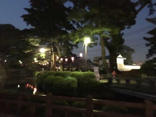 b0330040_16121300.jpeg