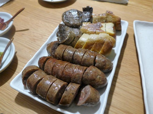 吉祥寺「肉山」のさらに上へ行く。_f0232060_20152428.jpg