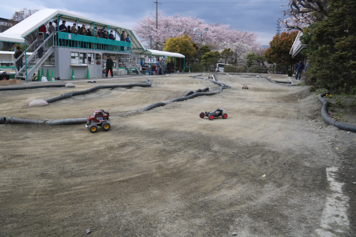 タミヤサーキットへ行って来た!v> : 徒然草- -ラジ馬鹿日誌 タミヤサーキットへ行って来た!v> : 徒然草- -ラジ馬鹿日誌