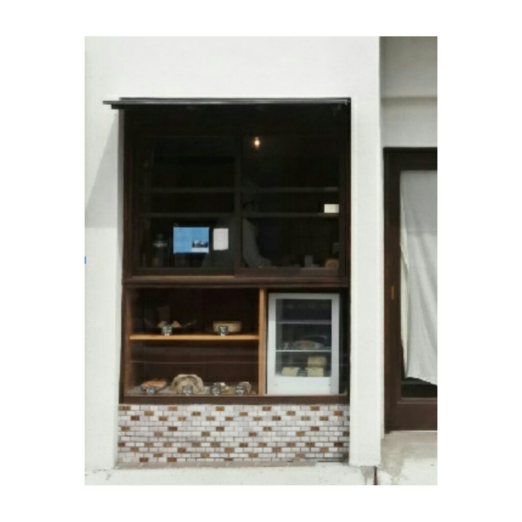 【BREAD & DOUGHNUT HOHOさんのパン】_c0155980_07290149.jpg
