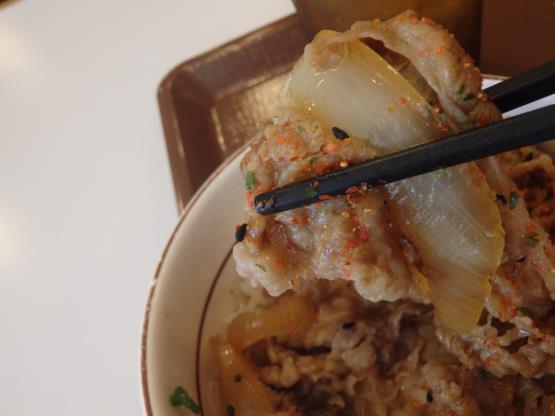 すき家の牛丼ミニあさり汁おしんこセット 中環大日店_c0118393_09541740.jpg