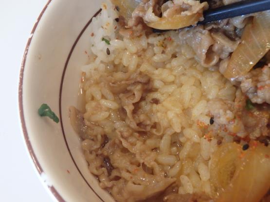 すき家の牛丼ミニあさり汁おしんこセット 中環大日店_c0118393_09552568.jpg