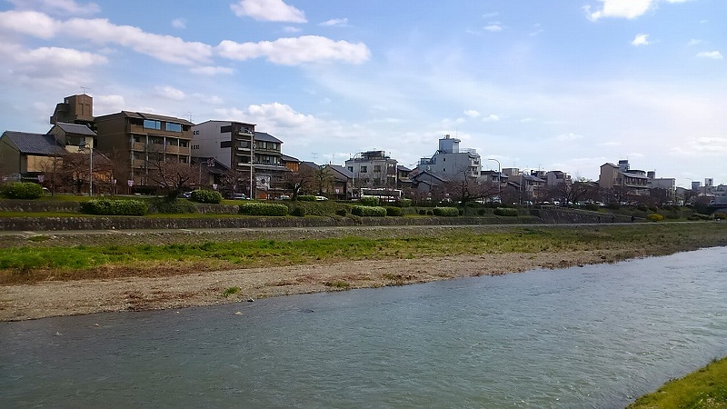 京都鴨川沿いの景色20180323_e0237645_09093269.jpg