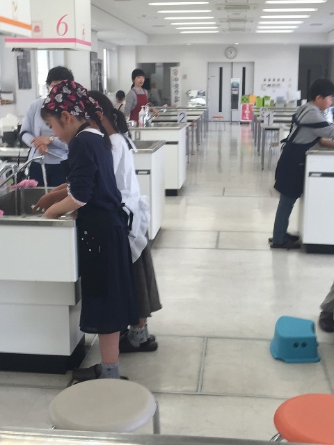 小中学生の 魚のさばき教室_d0268290_17354296.jpg