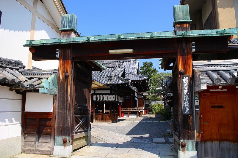 聖護院「積善院準提堂」20180328_e0237645_00294810.jpg