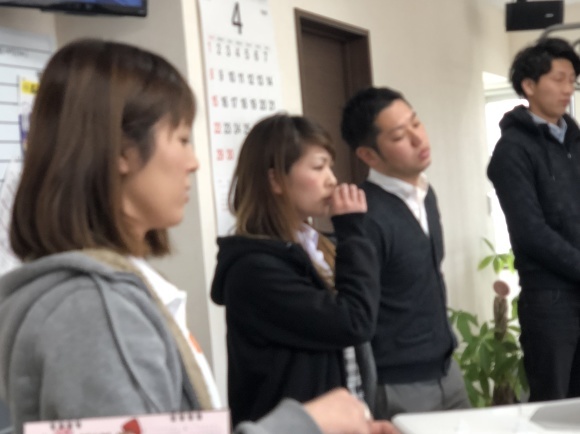 4月4日(水)*しまじろうぶろぎゅ*タイヤ交換承ります(。・Д・)ゞ レンタカーあります♪ランクル アルファード レクサス_b0127002_17565904.jpg