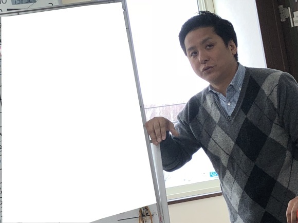 4月4日(水)*しまじろうぶろぎゅ*タイヤ交換承ります(。・Д・)ゞ レンタカーあります♪ランクル アルファード レクサス_b0127002_17584643.jpg
