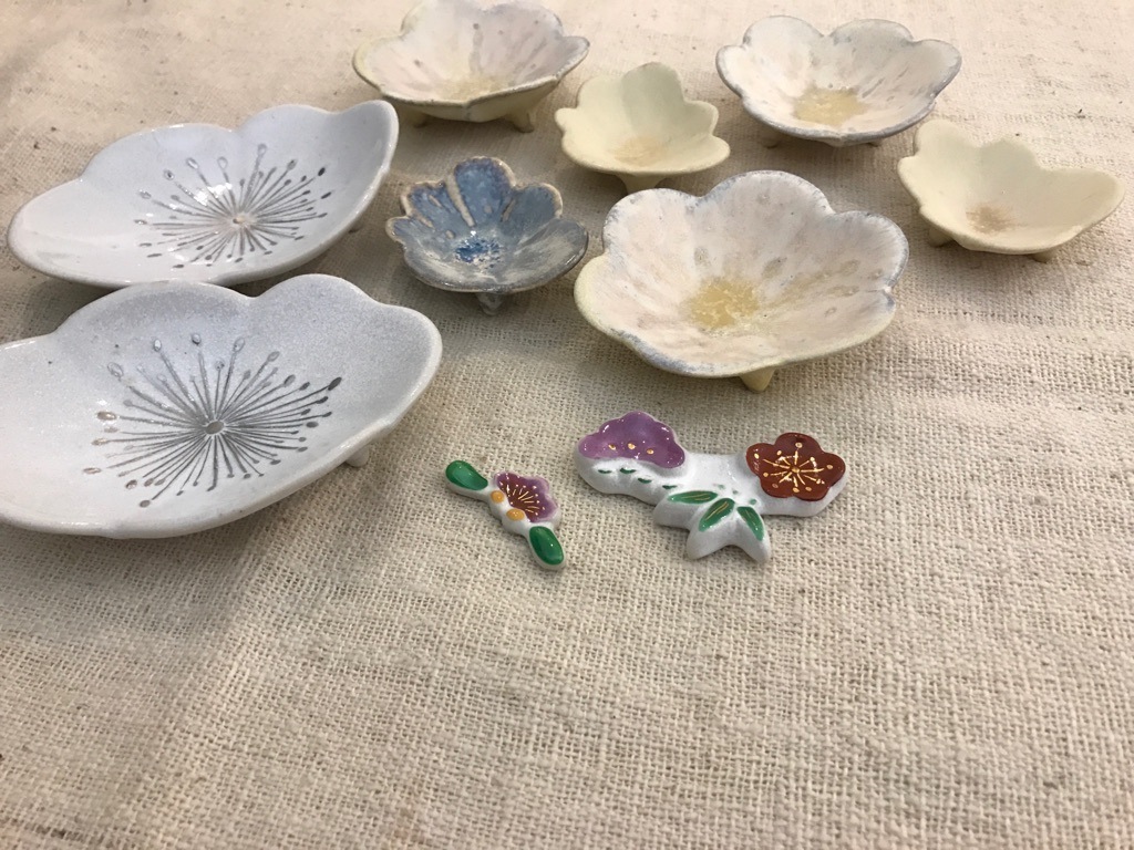 栄森文枝さんの花皿_b0132442_18242741.jpg