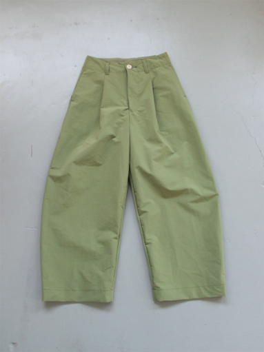 ASEEDONCLOUD　HW wide trousers / Compact cloth_b0139281_18362262.jpg