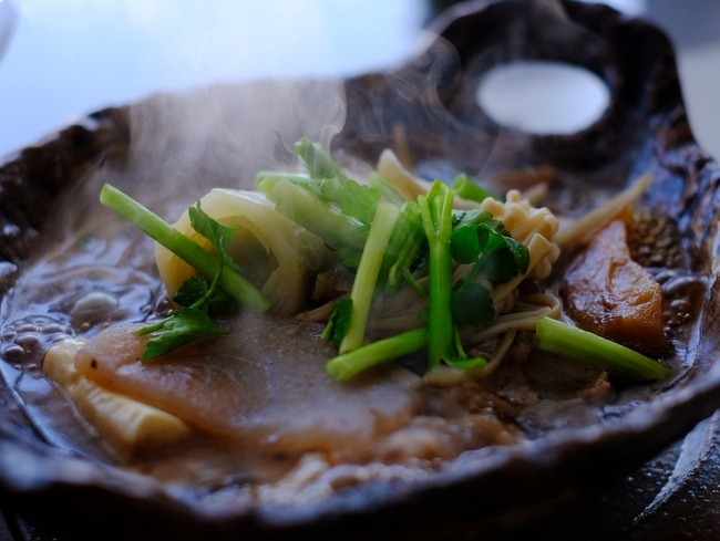 「新潟・十日町&津南町 越後妻有里山美術館キナーレ、しなのがわバルランチ、飯山線に乗って苗場酒造見学」_a0000029_10254328.jpg